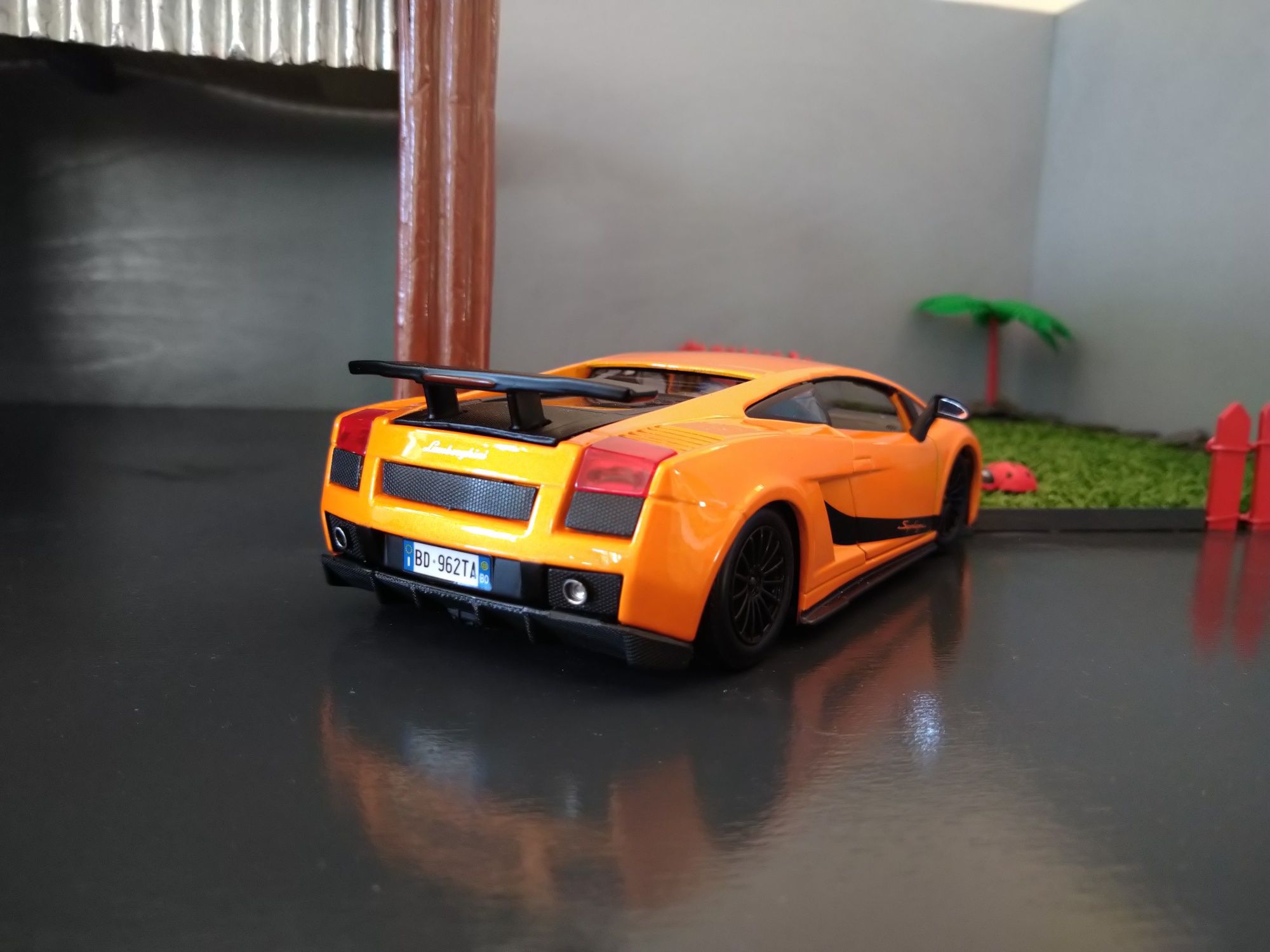 Lamborghini Gallardo Superleggera - Bburago 1/24