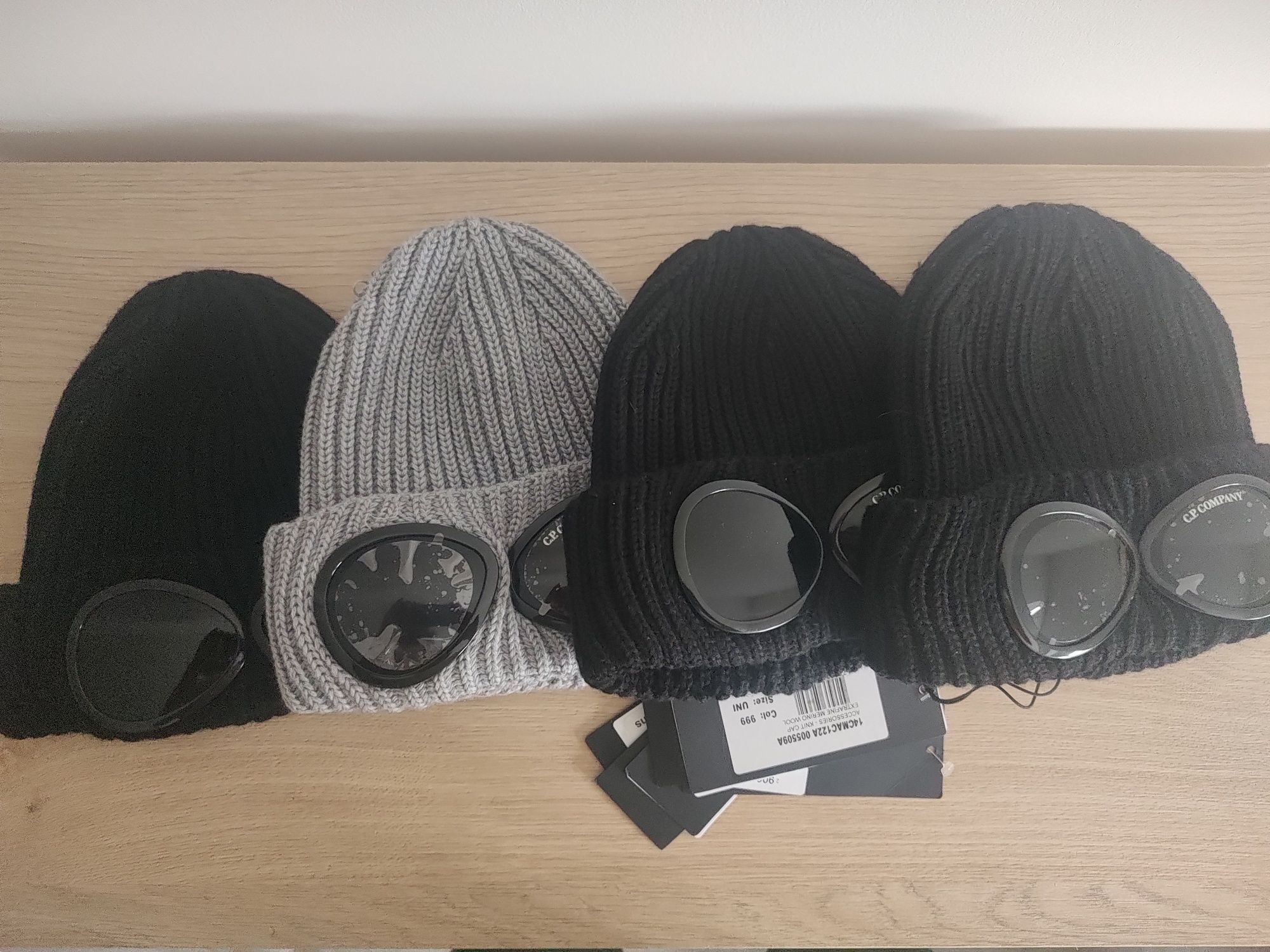 Оригінал шапка C.p Company beanie, оригинал шапка C.p Company google