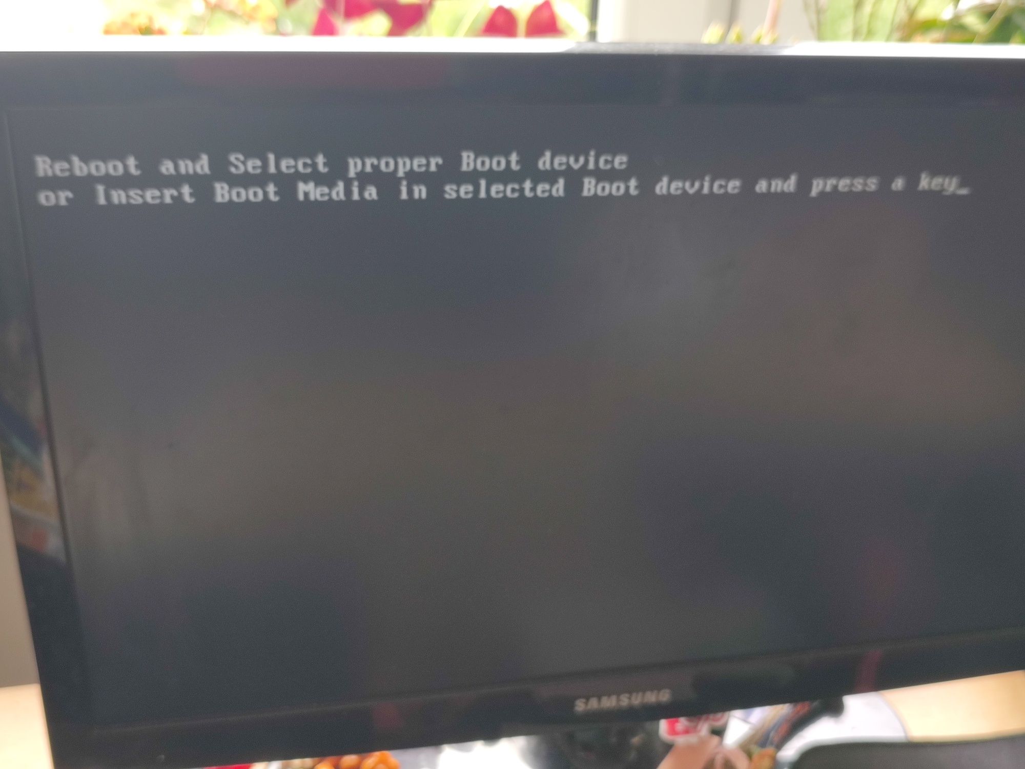 Pentium 3 GHZ, plyta 4coredual-sata2 - stary komputer