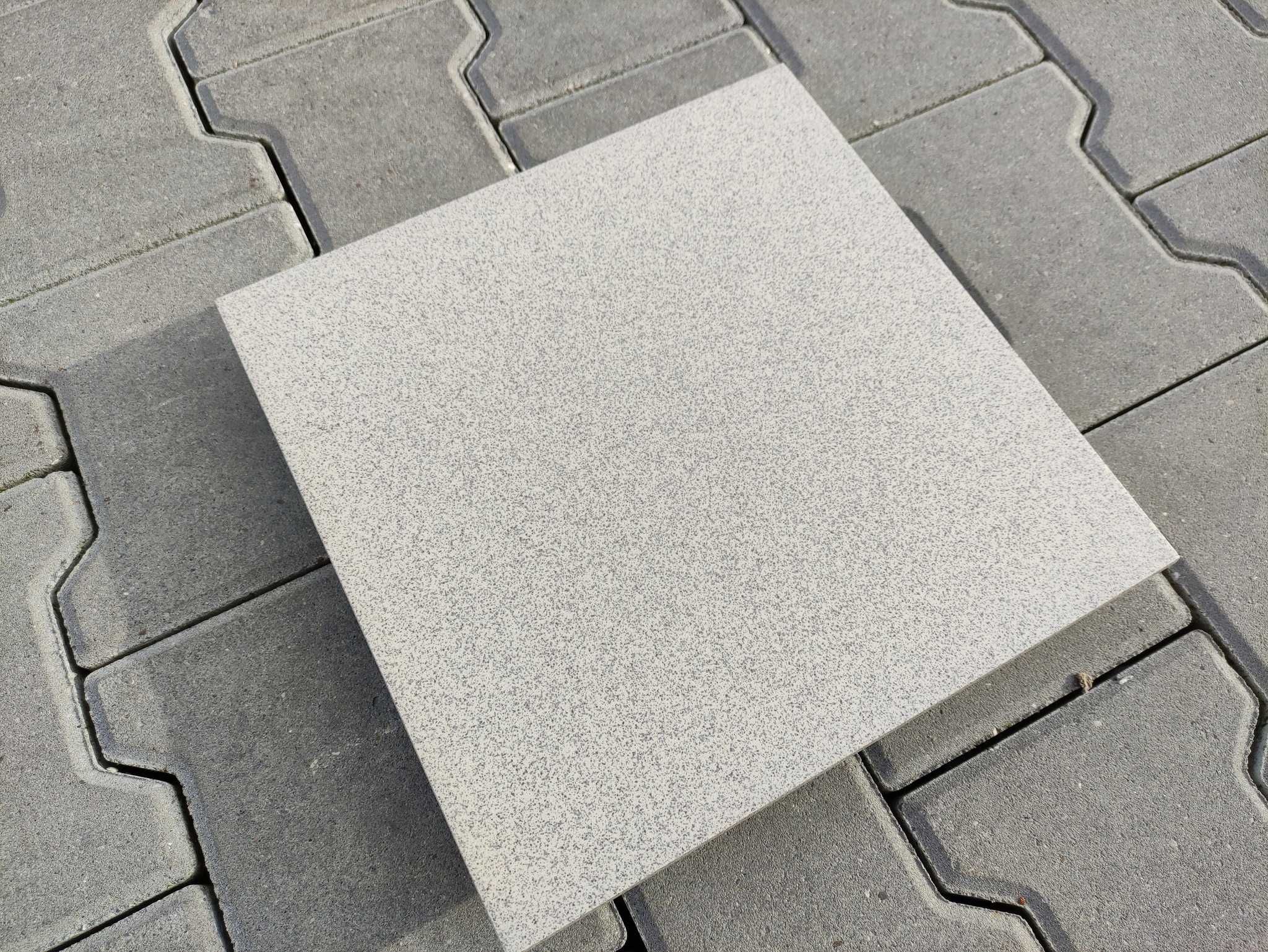 Nowość !! Gres Techniczny 30x30 Barwiony w Masie o gr 12mm gat. I