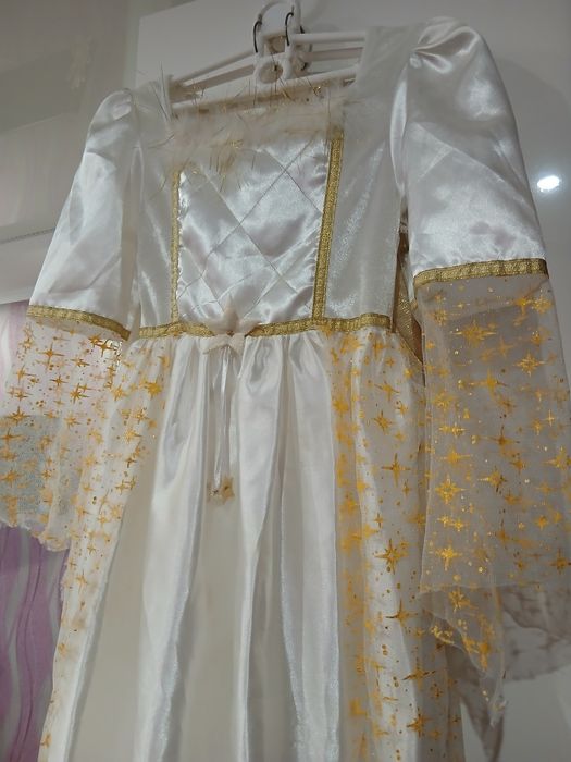 Сукня на новий рік