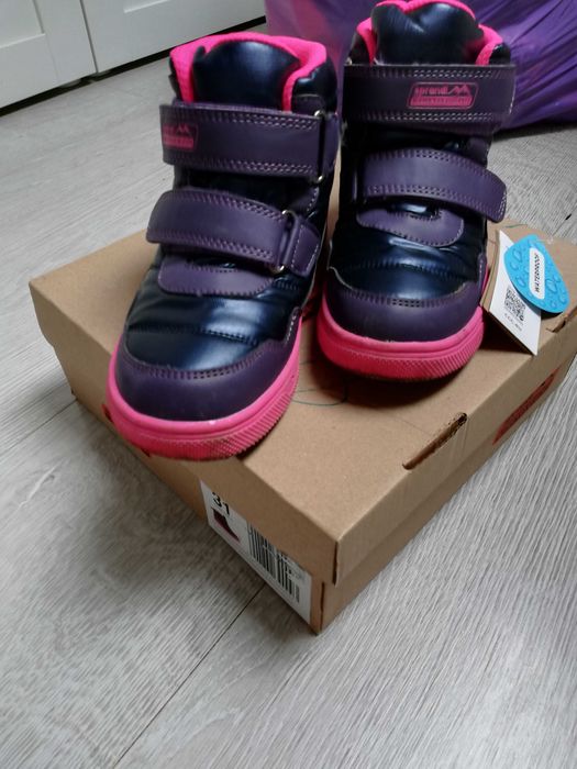 Buty zimowe 31 wodoszczelne jak nowe