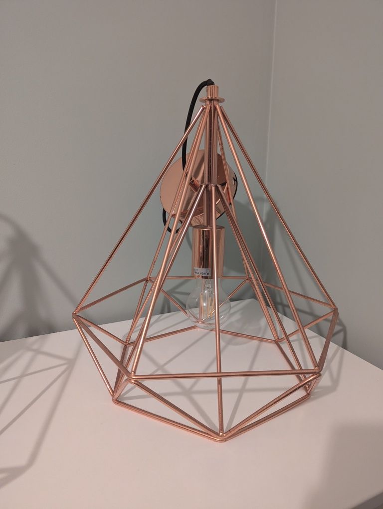 Lampy wiszące w kolorze miedzianym E27