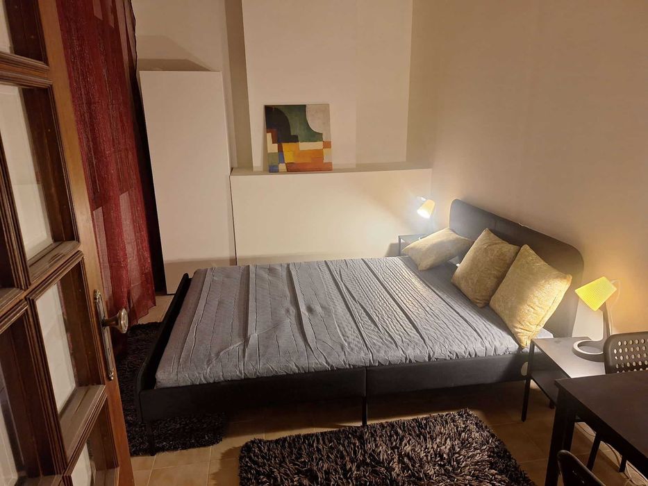 Quartos renovados em moradia perto Norteshopping, boa zona