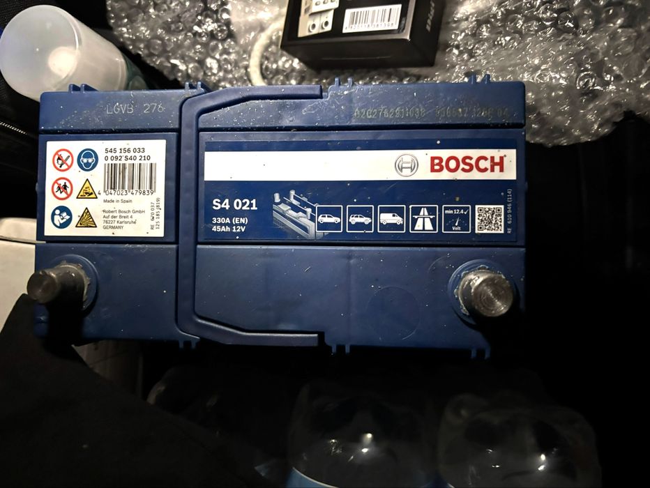 Аккумулятор автомобільний Bosch 45Ah, 330А S4 021 made in Spain