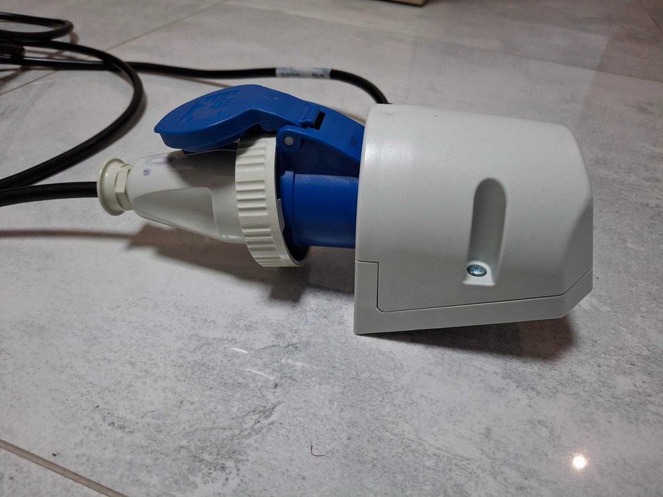 CEE Gniazdo Przyłącze Adapter z kablem 4m 230V
