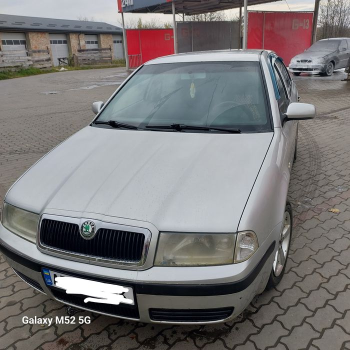 Продається  машина на ходу