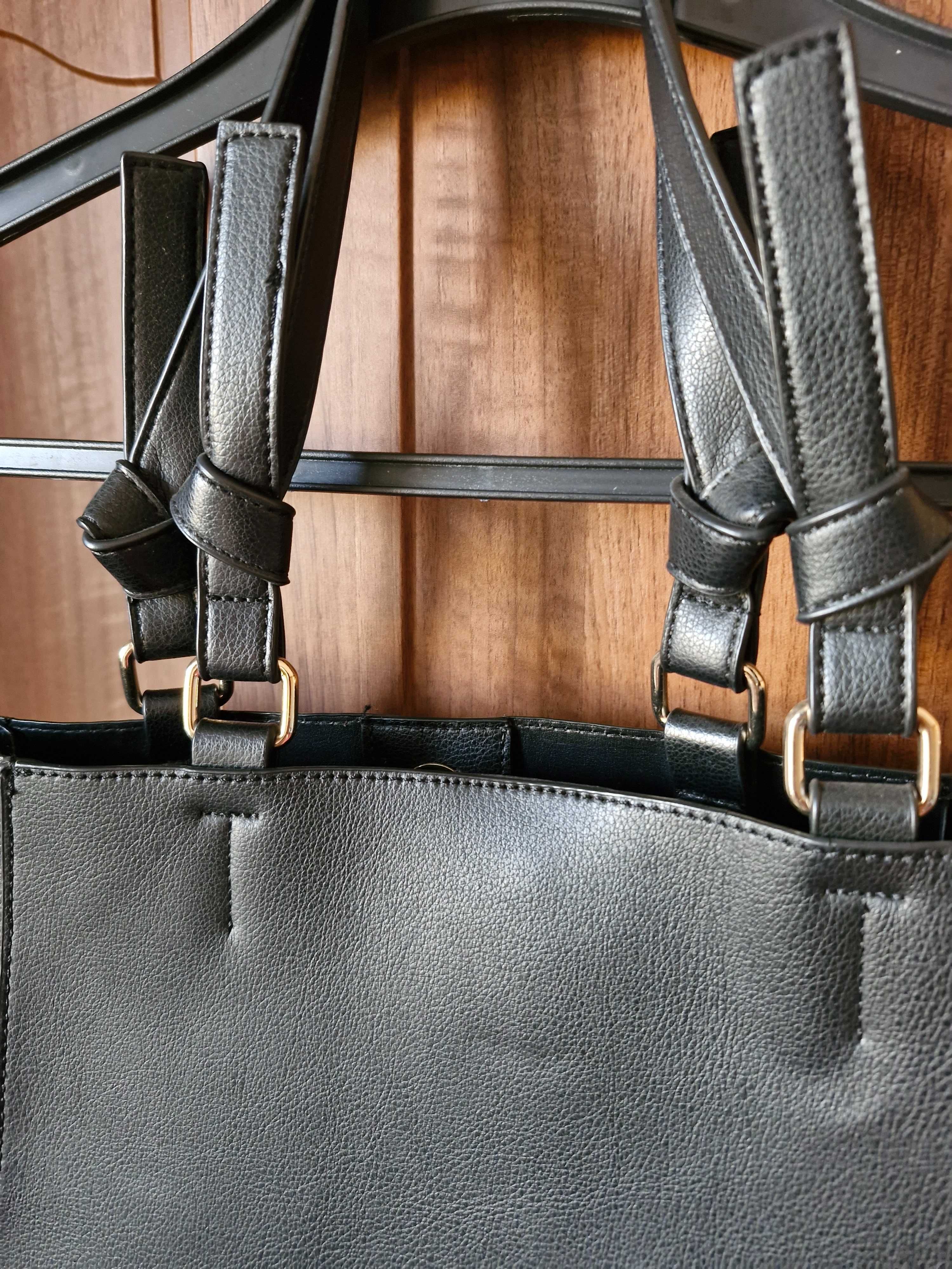 Torebka czarna na ramię shopper Pull&Bear