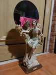 Estatueta em Marfinite - Mulher com Espelho