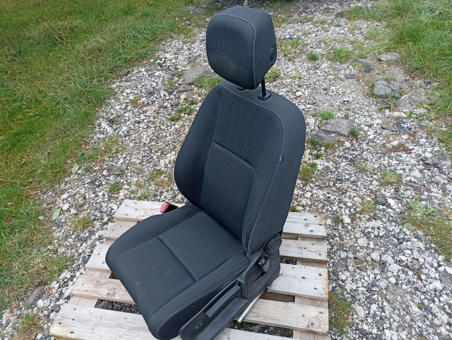 Fotel kierowcy Renault Megane 3 lewy Europa