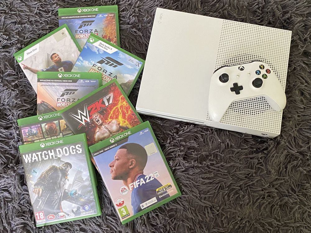 X Box One S 1 TB ( zestaw : pad, kable , 8 gier)