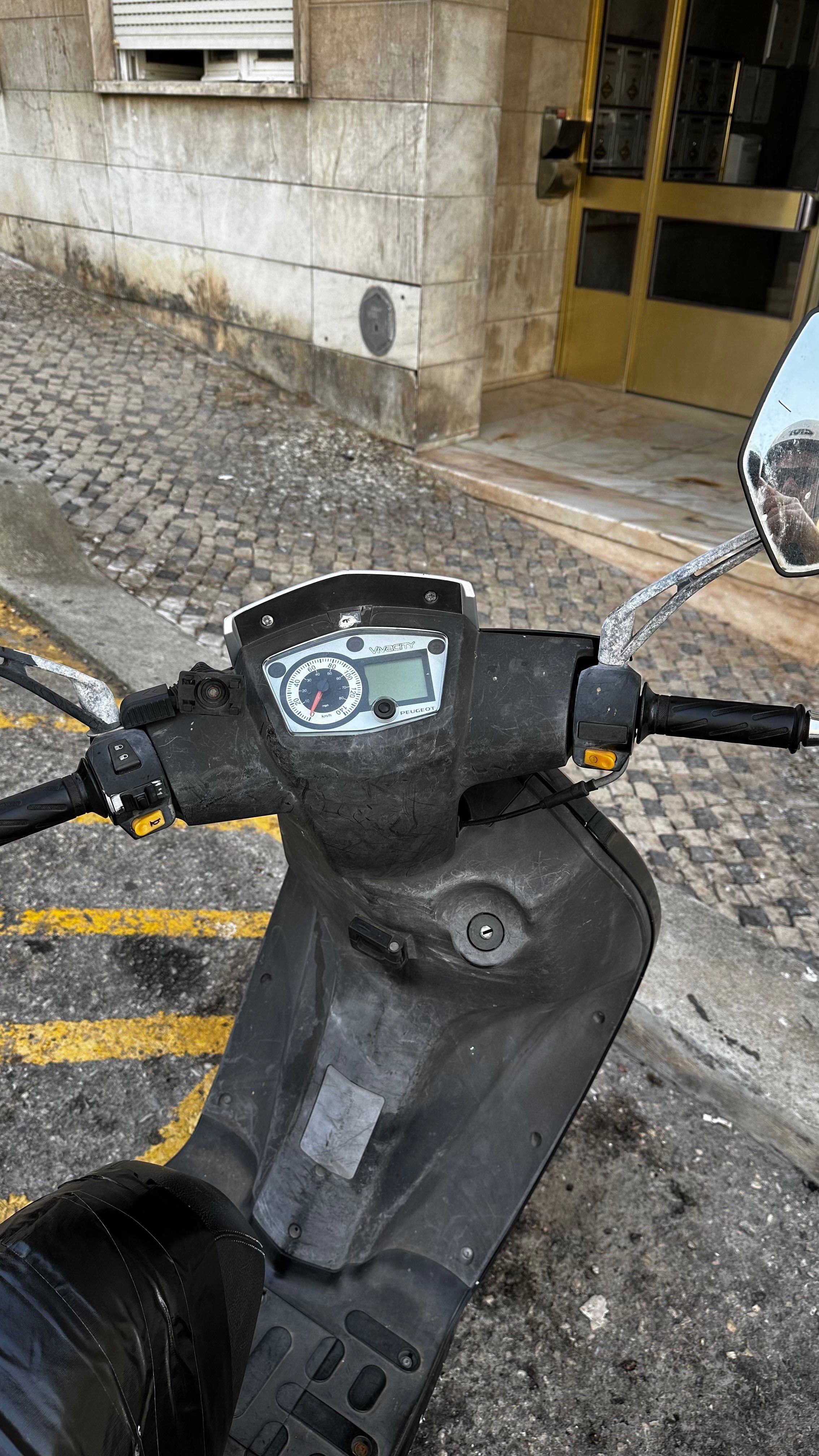 Scooter Peugeot Vivacity 125
