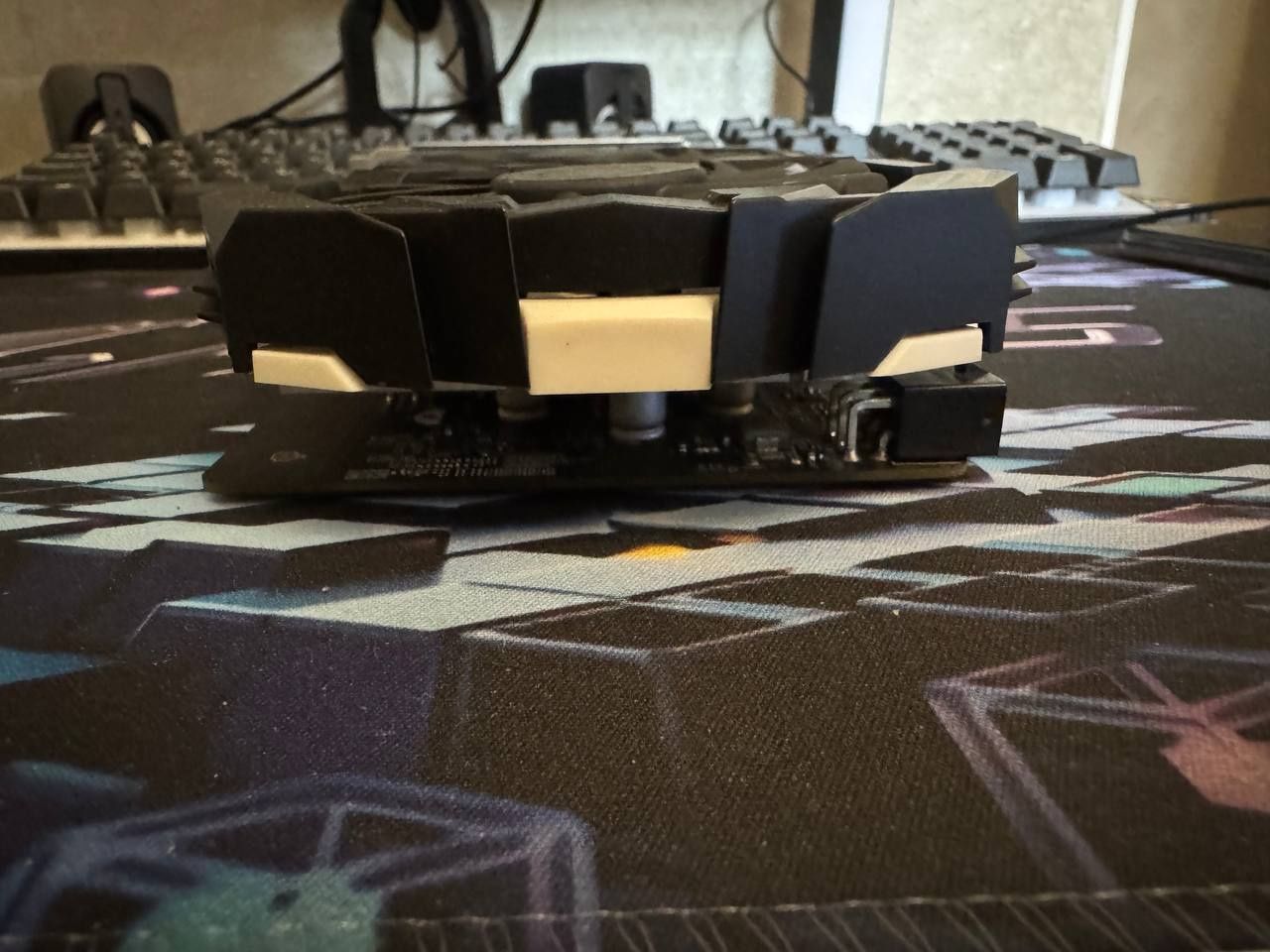 GTX1060 6gb gddr5.