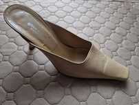 Buty na obcasie skóra Gino Rossi rozm. 38