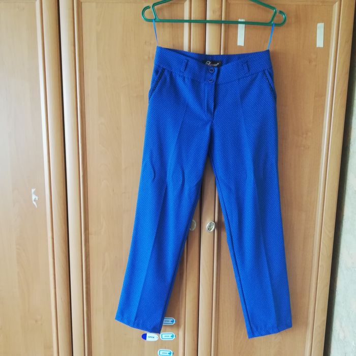 Женские нарядные брючки