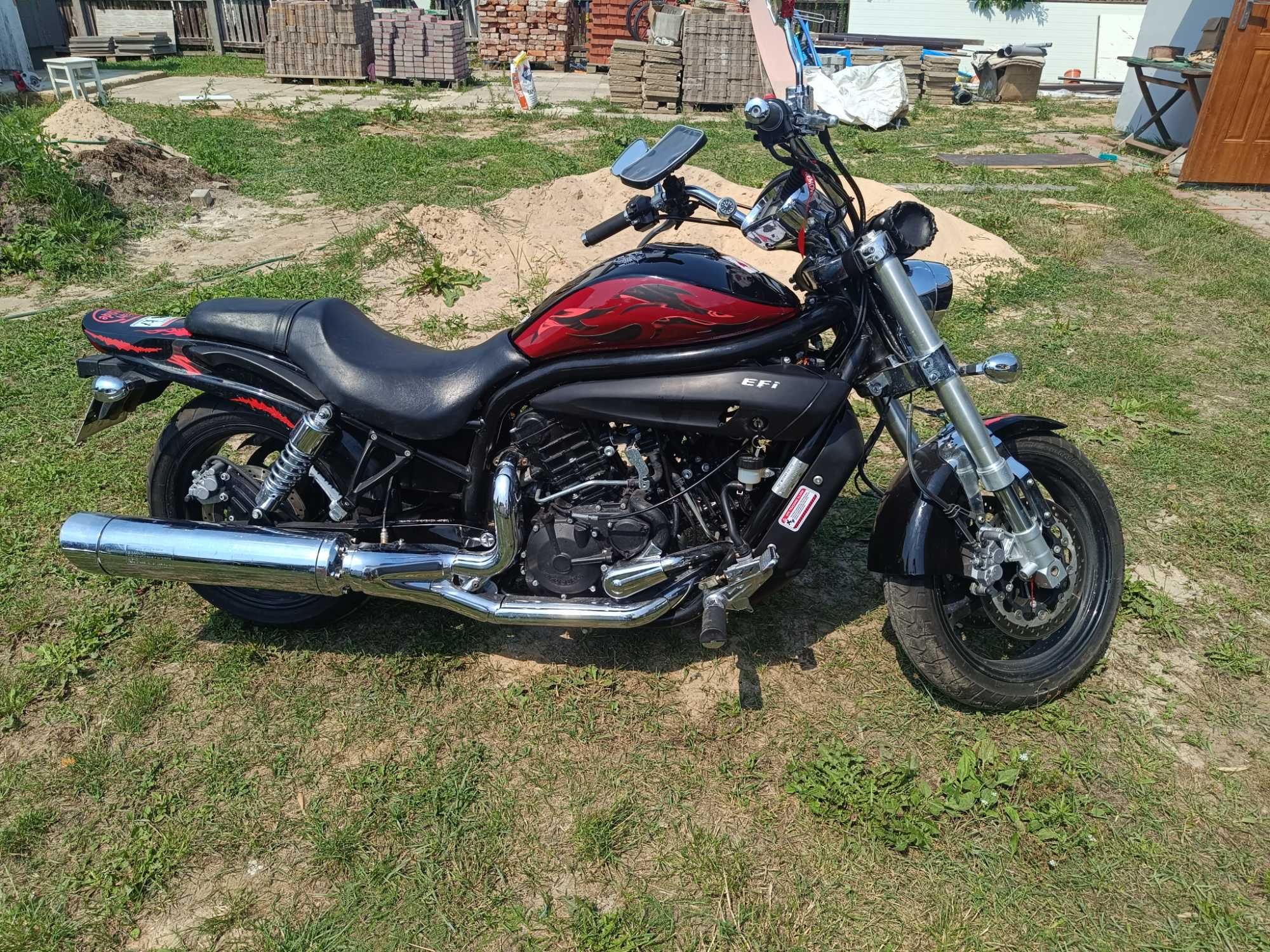 Hyosung GV 650 EFI
