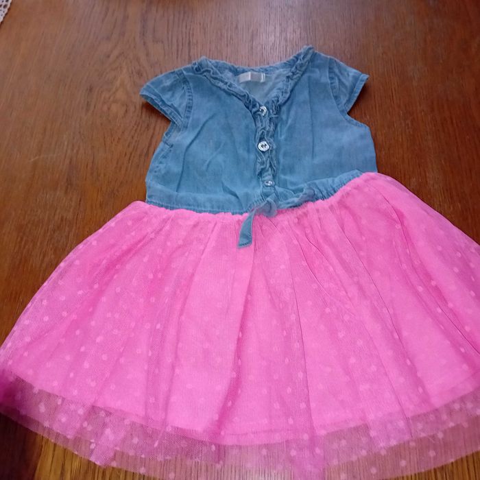 piękne sukieneczki  dla dziewczynki