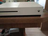 sprzedam konsole xbox one s 1Tb