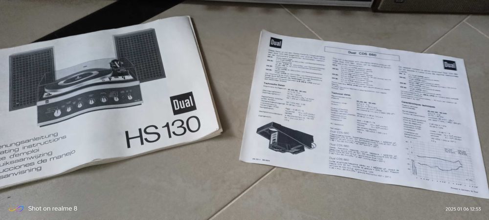 Dual Hs130 gramofon z przedwzmacniaczem i oryginalnymi  kolumnami