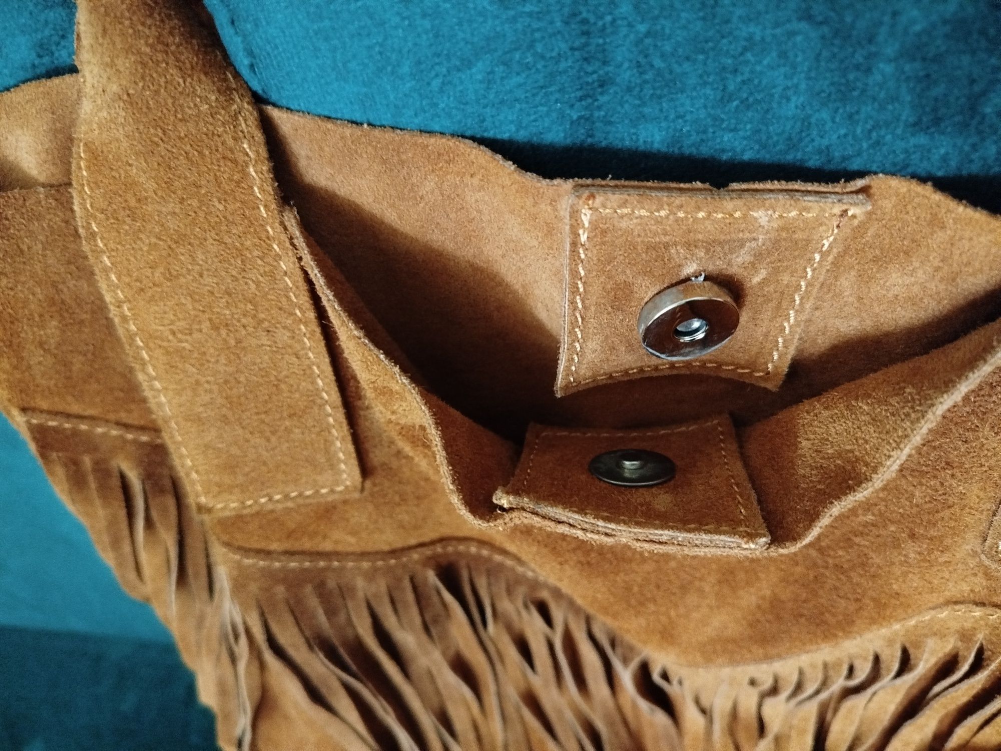 Włoski Shopper Boho Vittoria Gotti Torebka z frędzlami camel