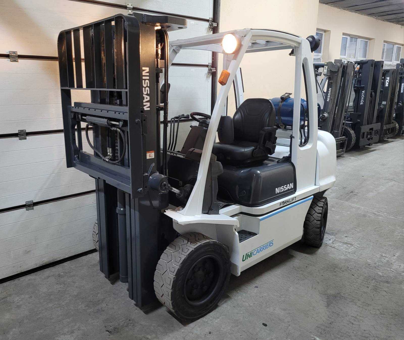 Навантажувач вилковий, газовий 3.2 тонни
Nissan UG1D2A32LQ