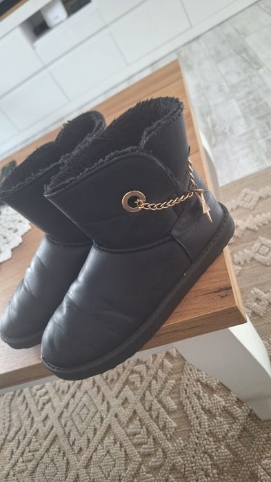 Botki czarne emu Jenny Fairy rozm.39 z aplikacją