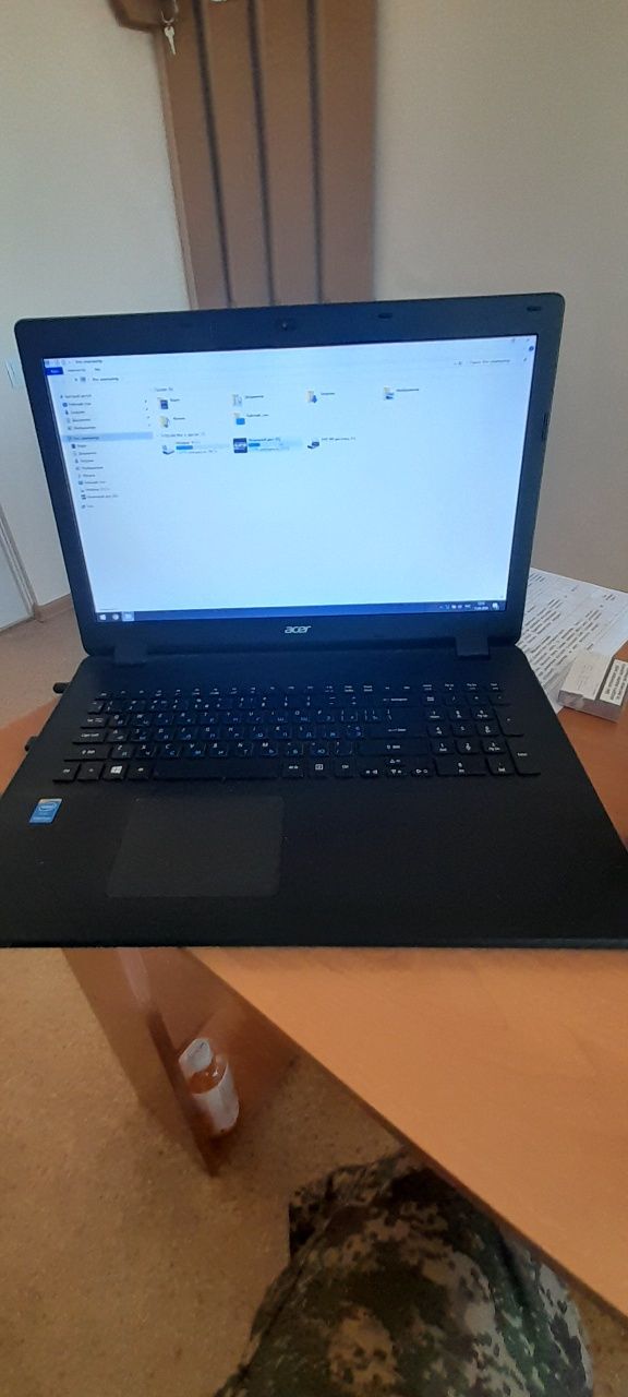 Ноутбук Acer Aspire ES1-711