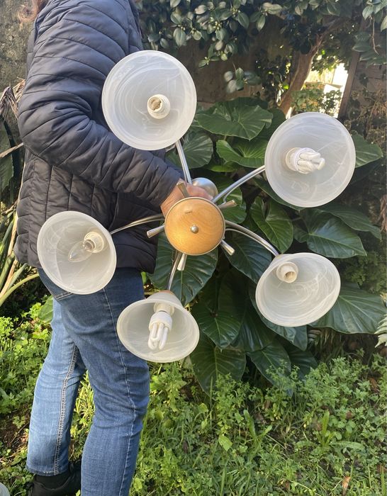 Dois Candeeiros (Um de cinco e outro de três copos) Em Metal e Madeira