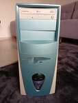 Komputer PC z lat 2000