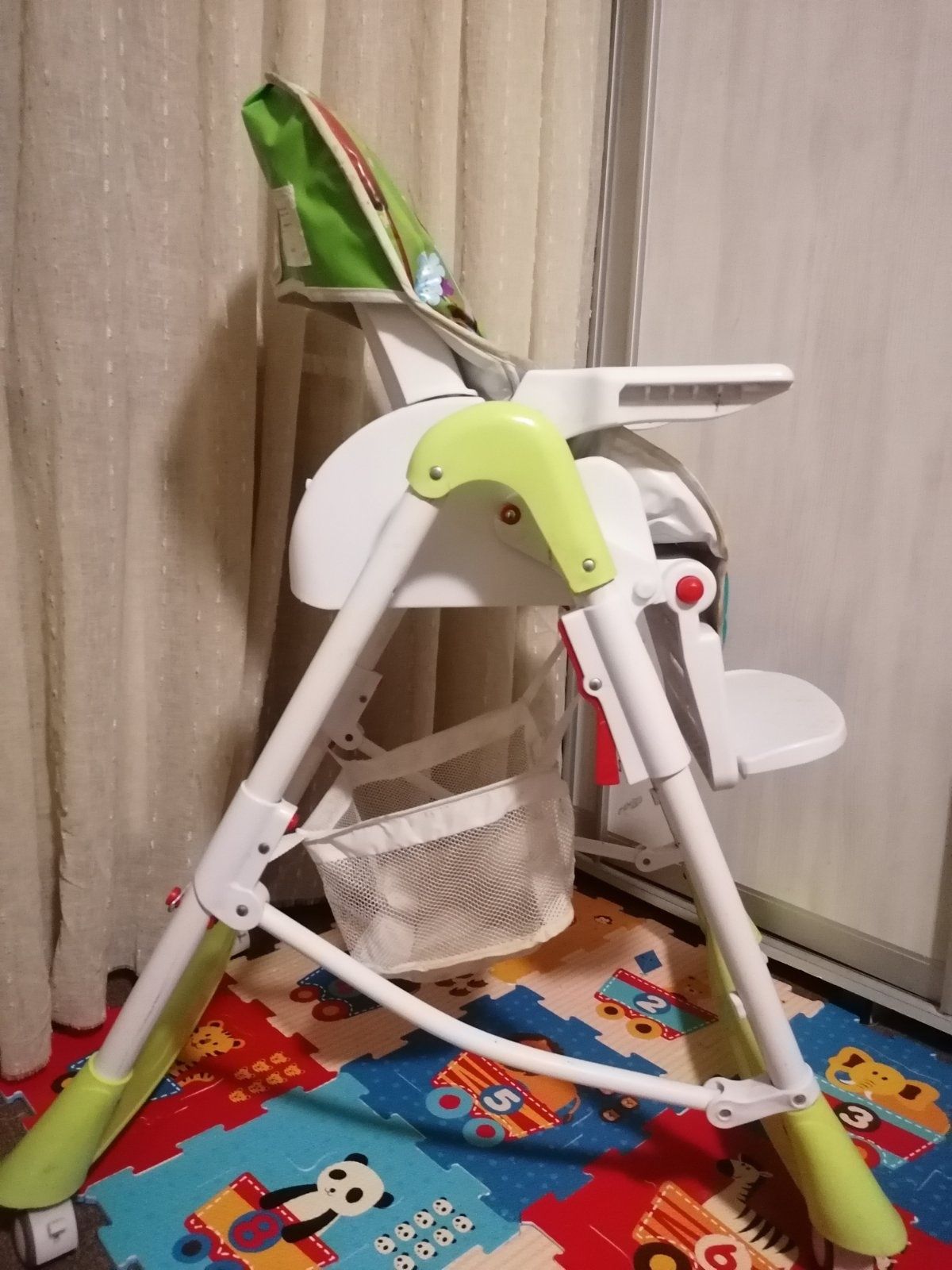 Продам дитячий стільчик для годування Joy
