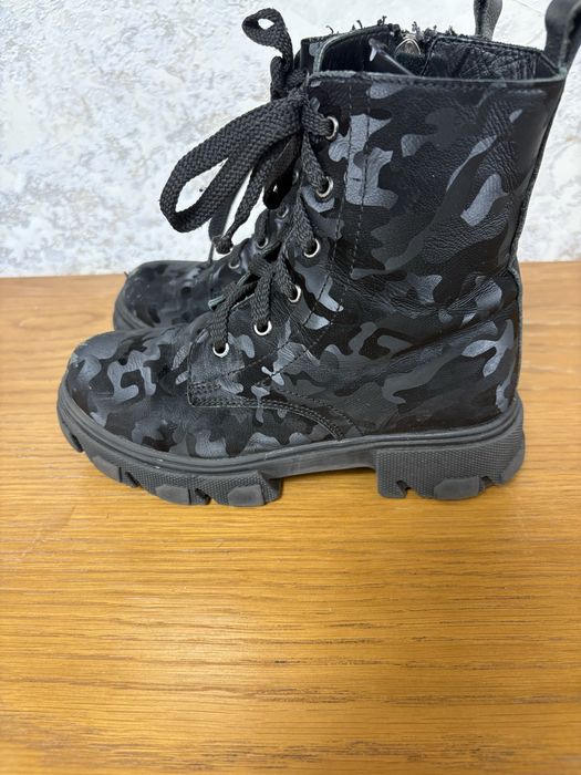 Шкіряні ботінки на осінь