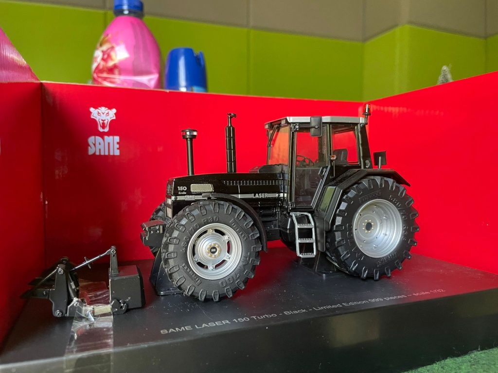 Traktor Same Laser 150 Black Ros 1:32  jak siku britains