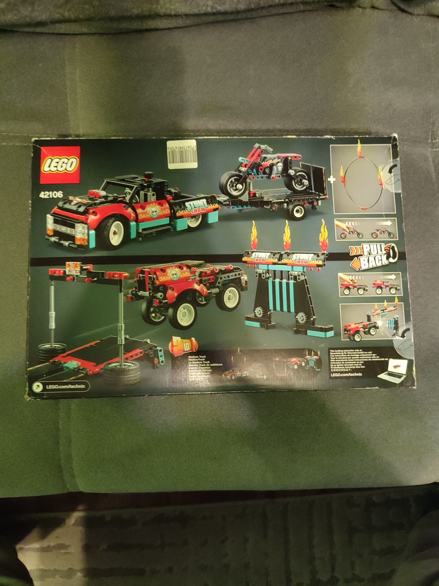 LEGO 42106 Technic Pokaz kaskaderski ciężarówka i motor 2w1