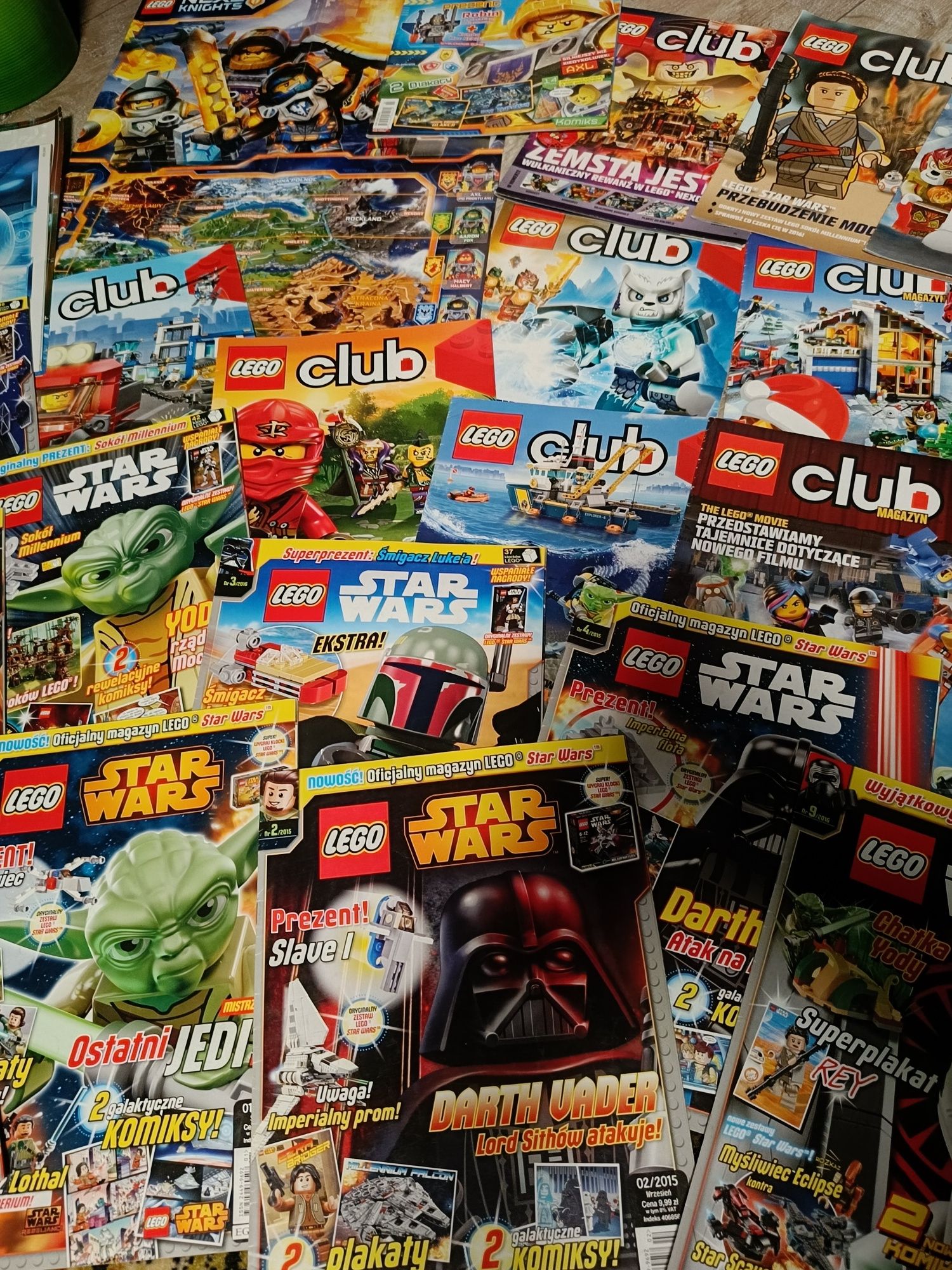 Gazetki LEGO Club LEGO Star Wars większość jak nowe z plakatami