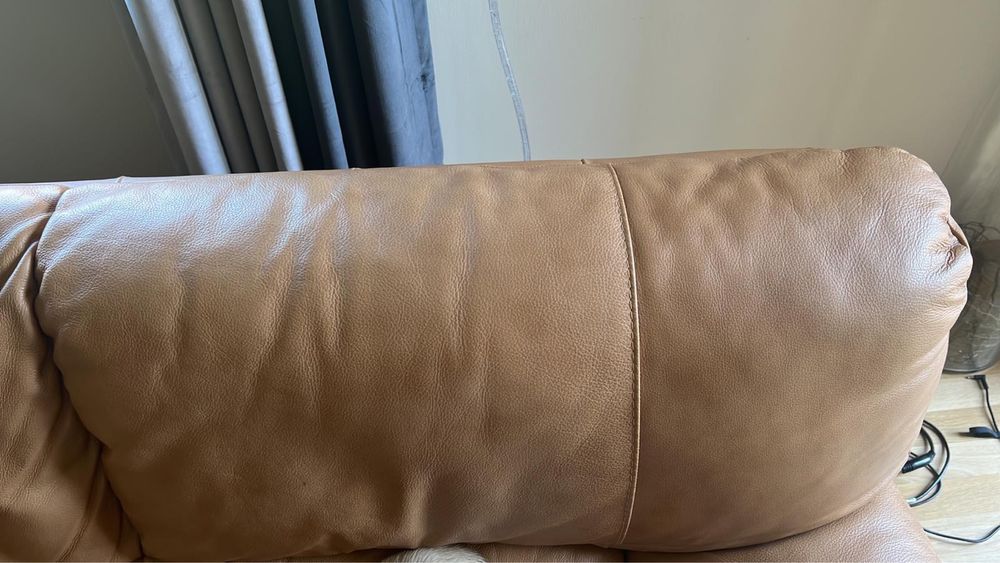 Włoska Sofa ze skóry Nicoletti