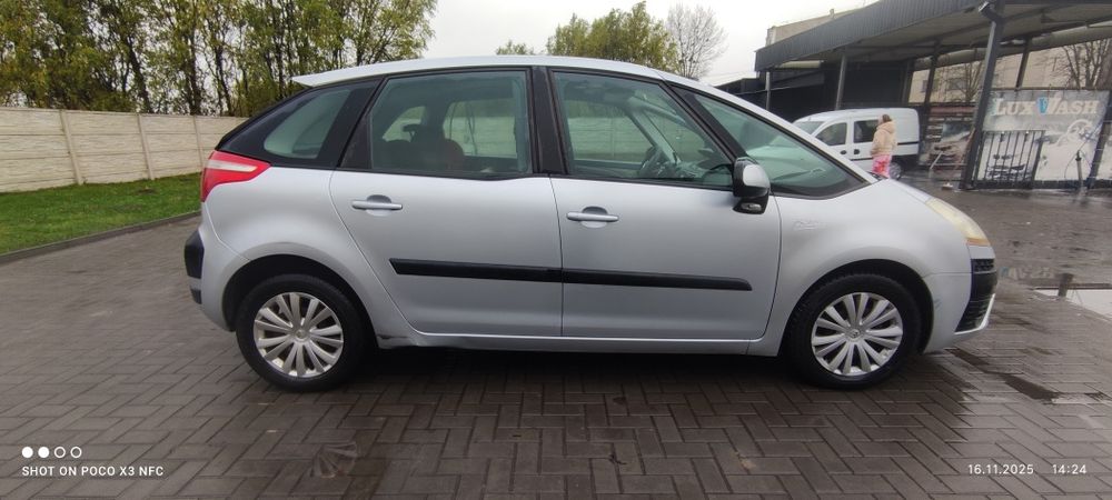 Продам Citroen C4 picasso