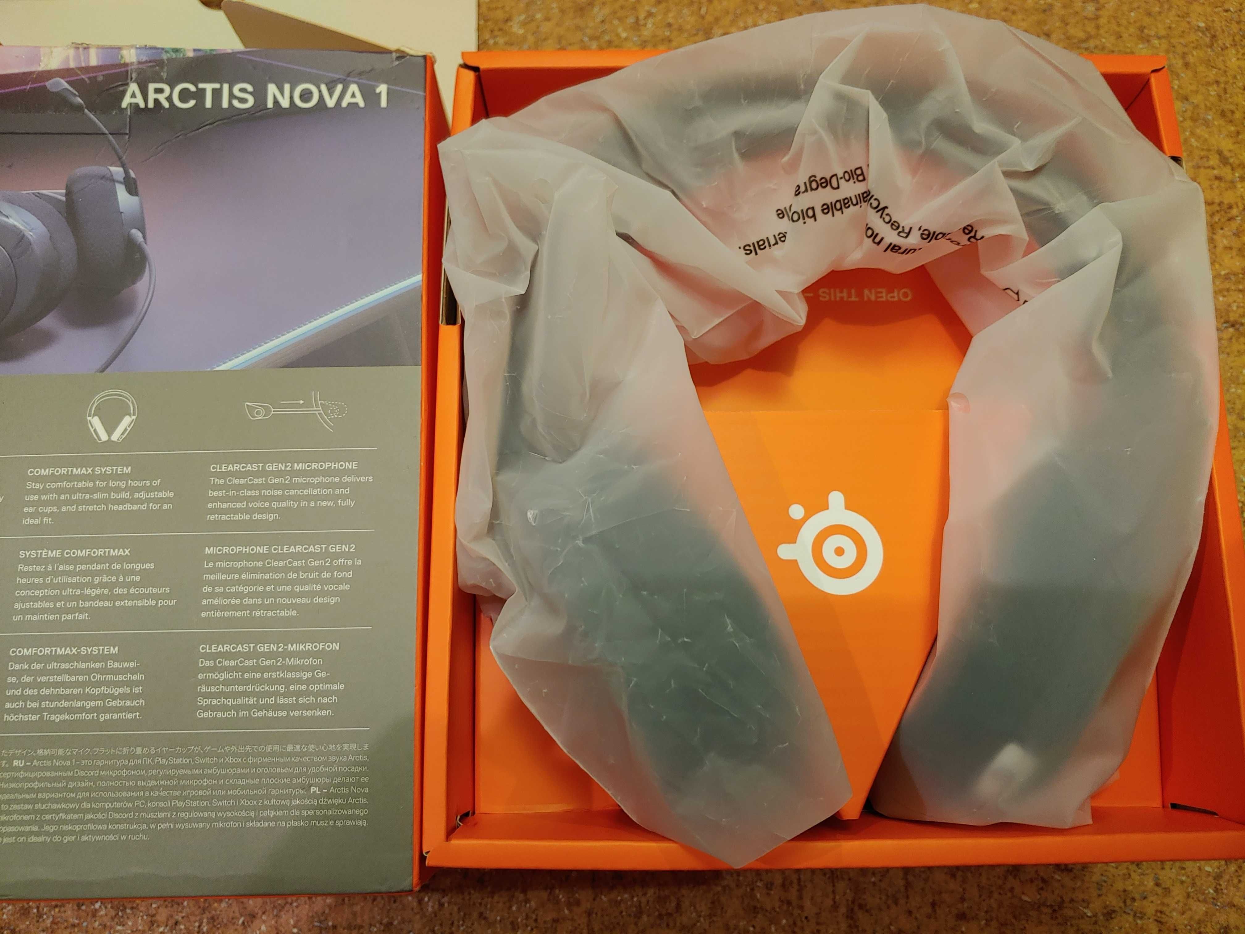 Игровые наушники SteelSeries Arctis Nova 1