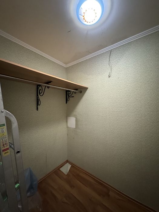 Продам сучасну квартиру Центр