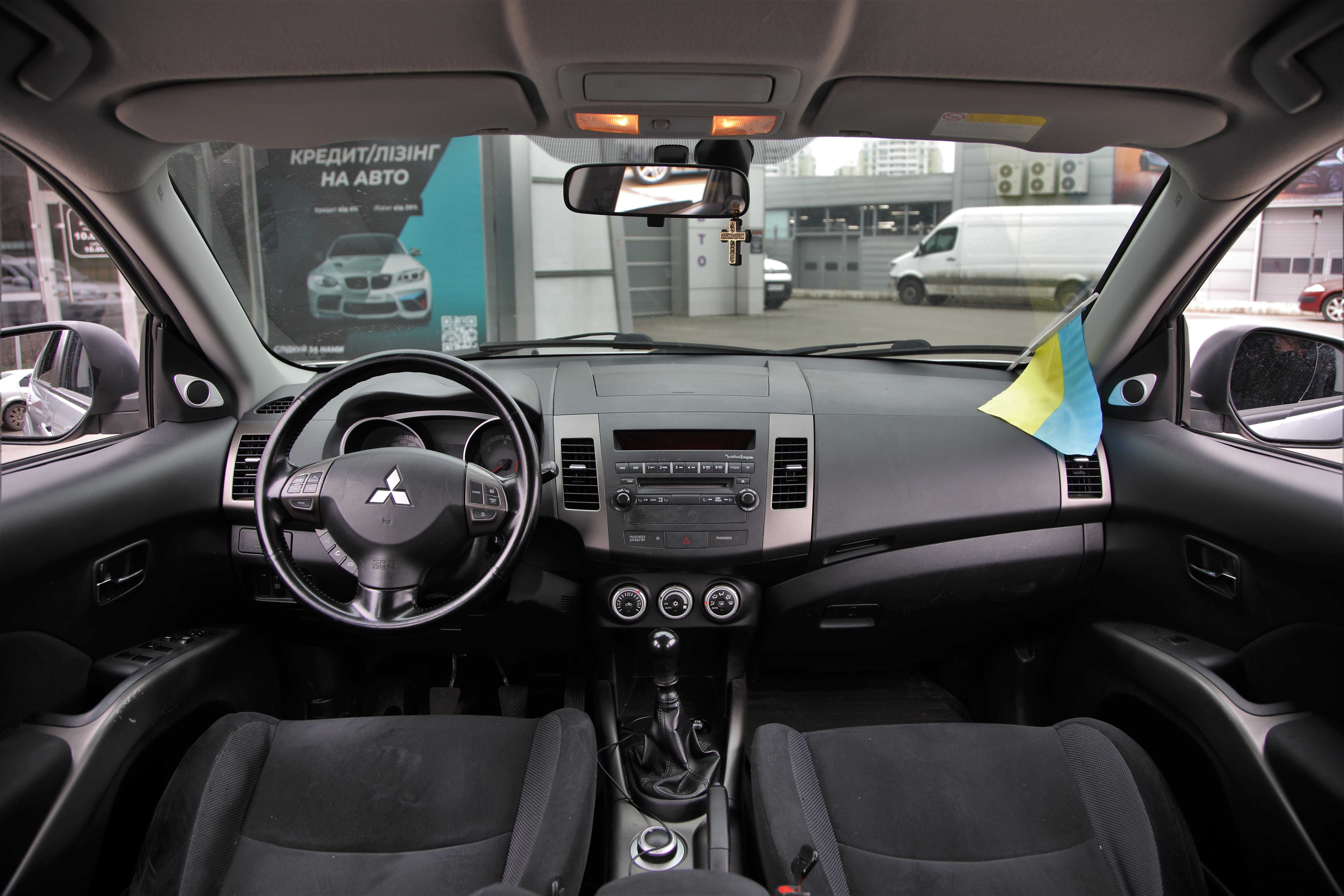 Mitsubishi Outlander 2007 року