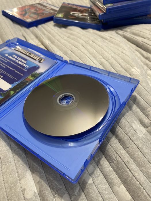 Ігра на Пс4 Майнкрафт