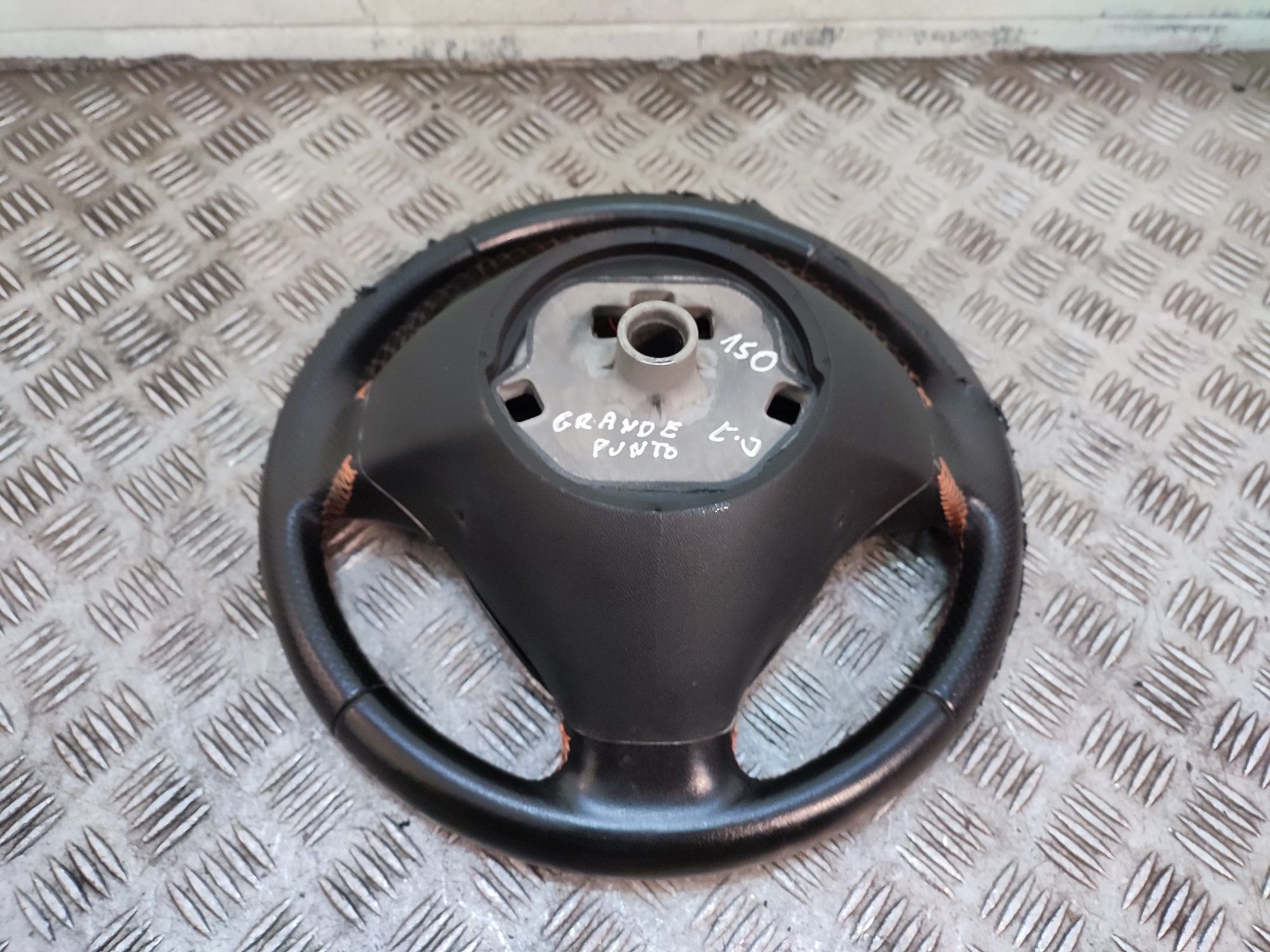 Fiat Punto Grande kierownica skóra skórzana multifunkcja
