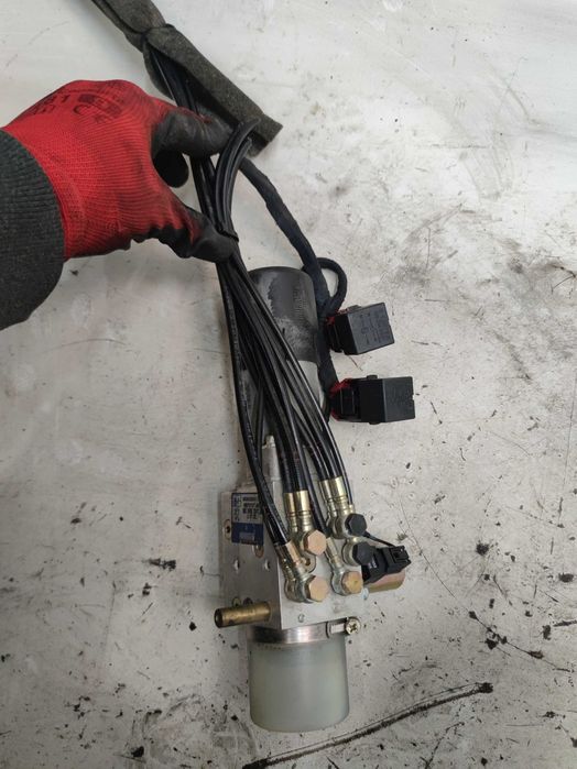 Peugeot 206 Cabrio CC Pompa Dachu Siłownik Dachu