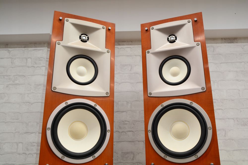 Kolumny Głośnikowe podłogowe stereo Yamaha NS-8HX 6 Ohm