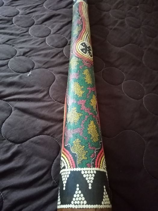 Didgeridoo decorativo