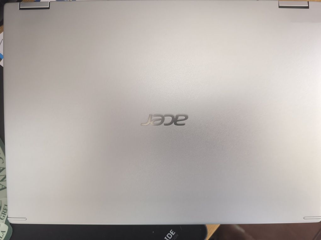 Portátil Híbrido ACER Spin 3 14'' - Intel Core i3-1005G1