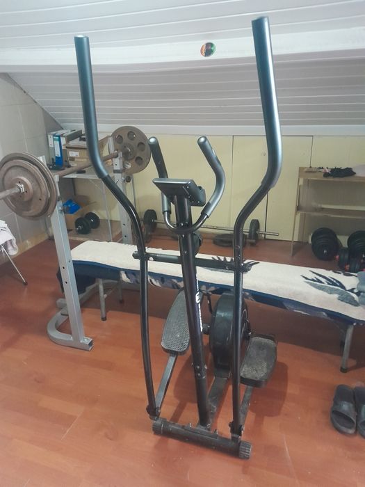 Elíptica em bom estado