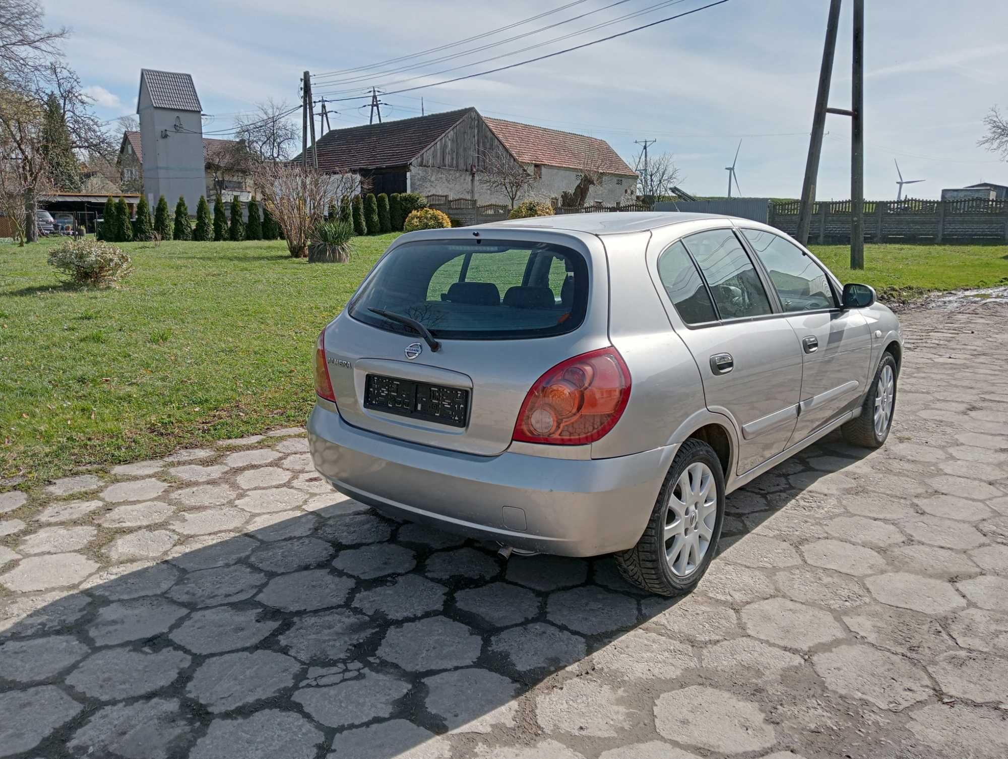 nissan almera 1500 cm benzyna 2007 klimatronic  stan b.dobry