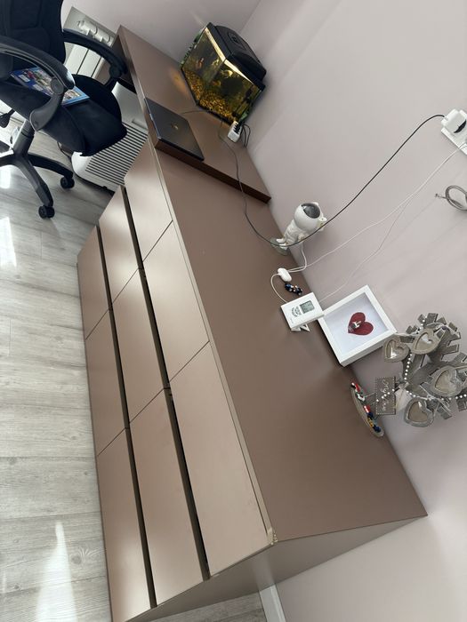 Продам комплект меблів