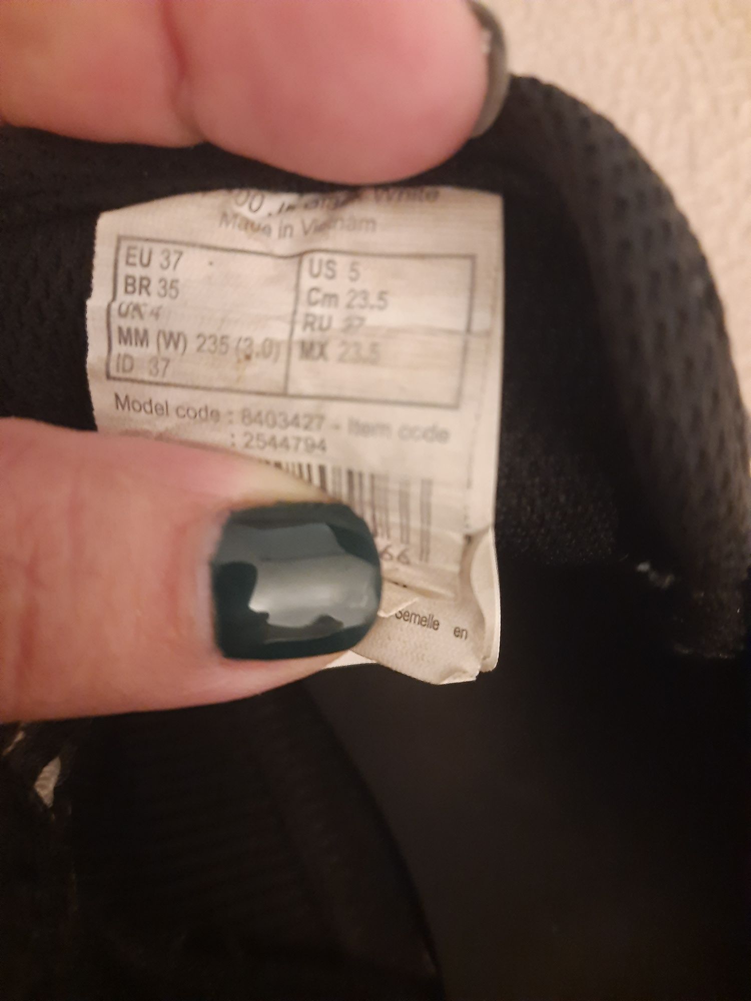 Polbuty adidasy halówki na wf decathlon 37