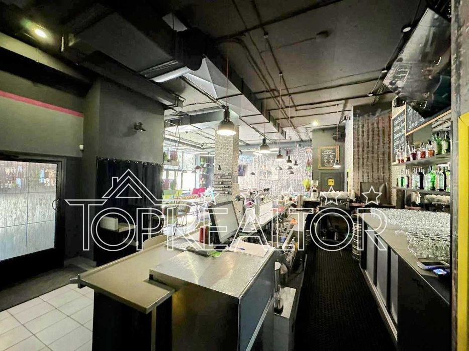 Готовий ресторан з обладнанням та меблями в оренду на Олексіївці.